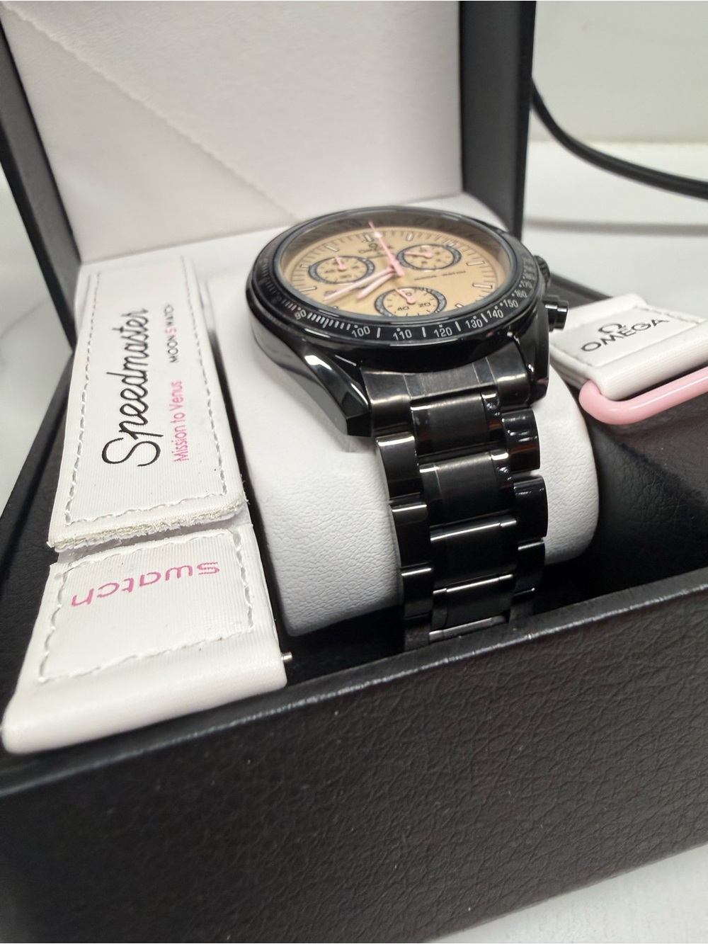 MoonSwatch MOD MISSION TO VENUS STAINLESS STEEL watch Black/black - Picture 5 of 7